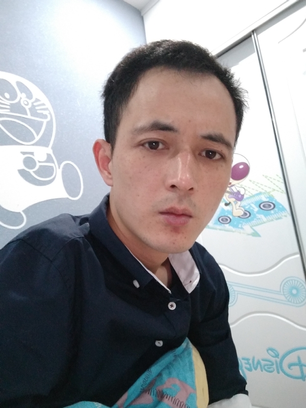 容晨的第一张照片--厦门闪婚服务中心