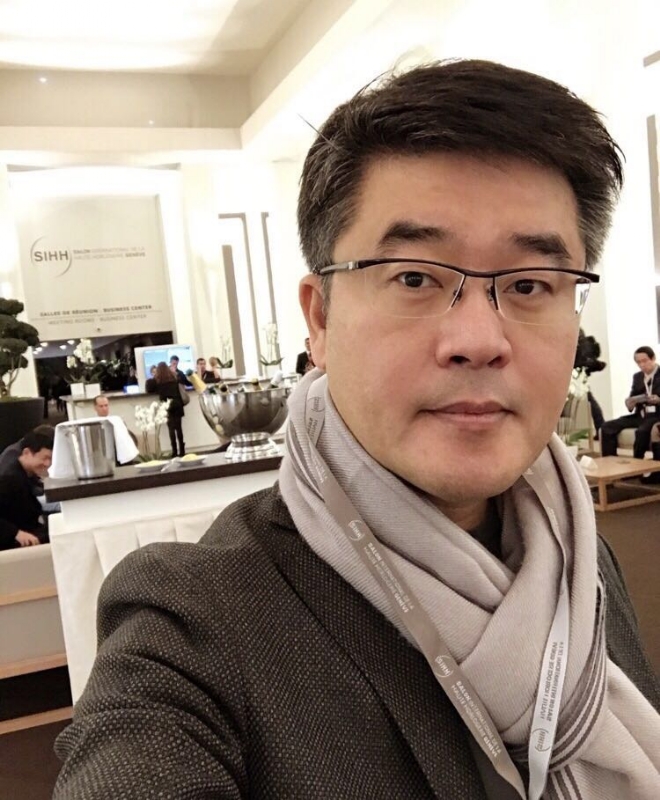 天马行空的第一张照片--厦门闪婚服务中心
