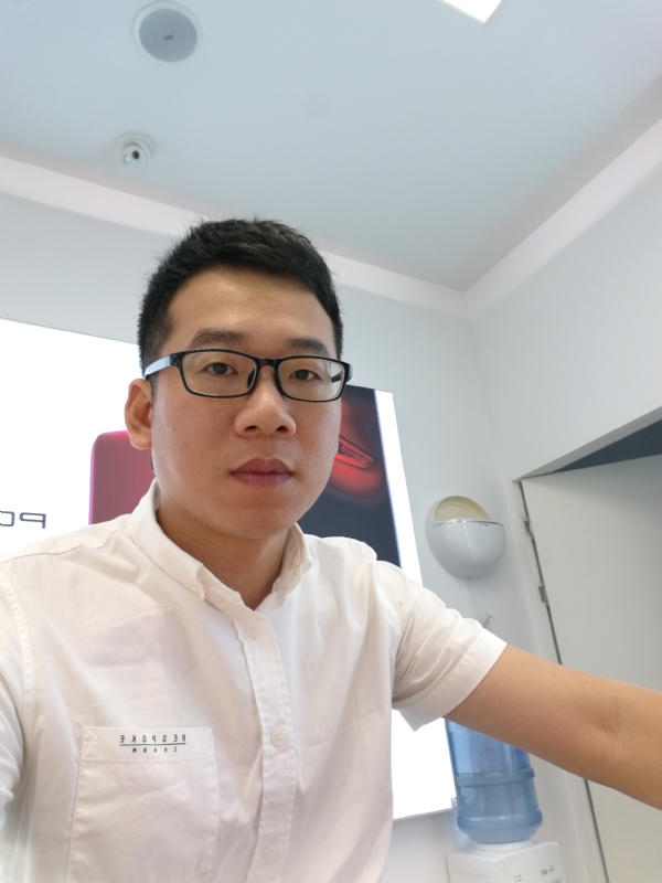 属狗的男人的第一张照片--厦门闪婚服务中心