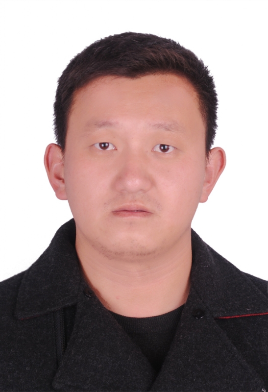 吴痕的第一张照片--厦门闪婚服务中心