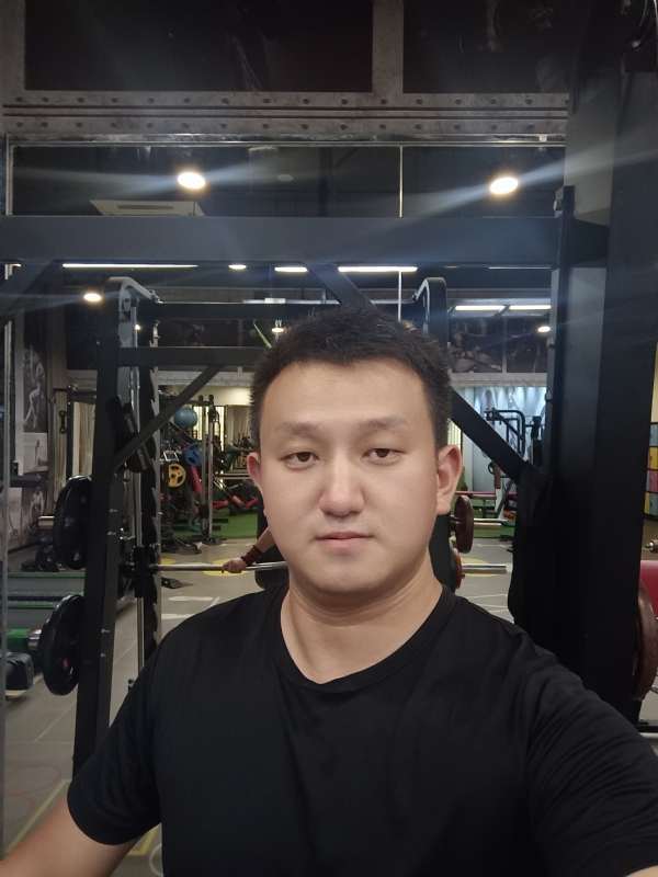 吴痕的第二张照片--厦门闪婚服务中心