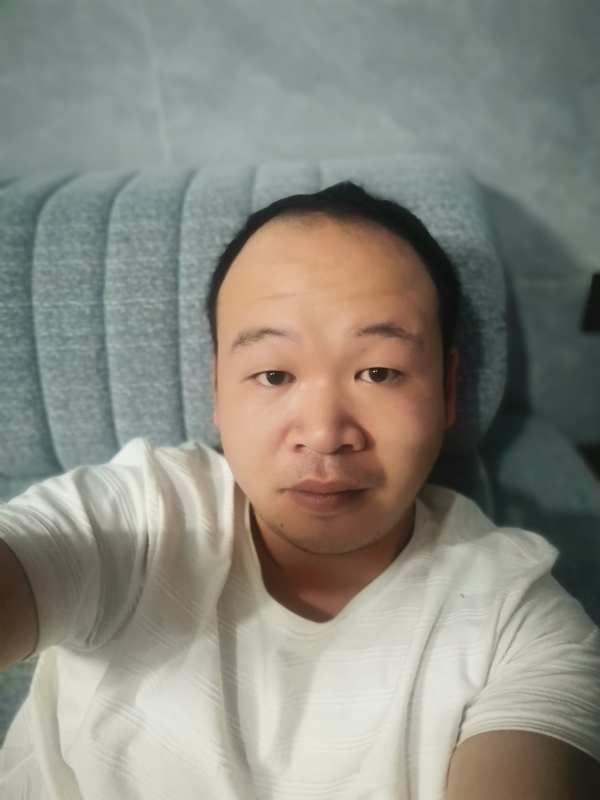 孤独老的第一张照片--厦门闪婚服务中心