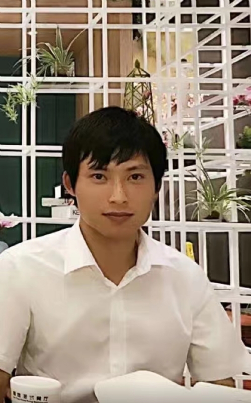 岁月的涟漪的第一张照片--厦门闪婚服务中心
