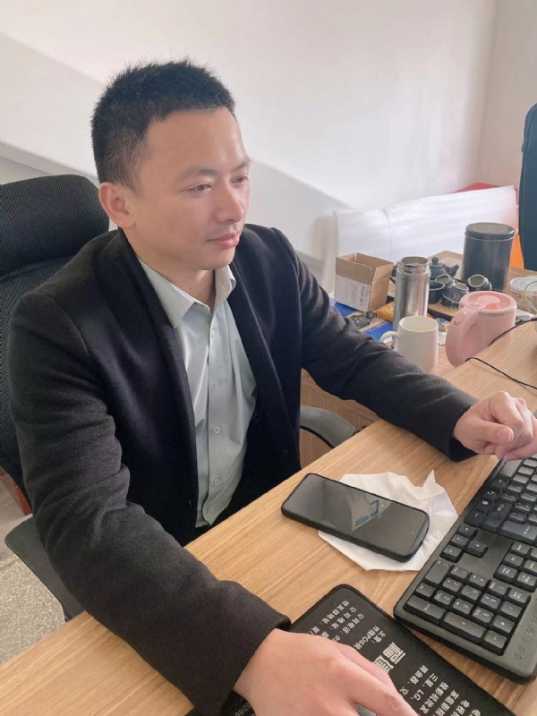 落叶知秋的第一张照片--厦门闪婚服务中心