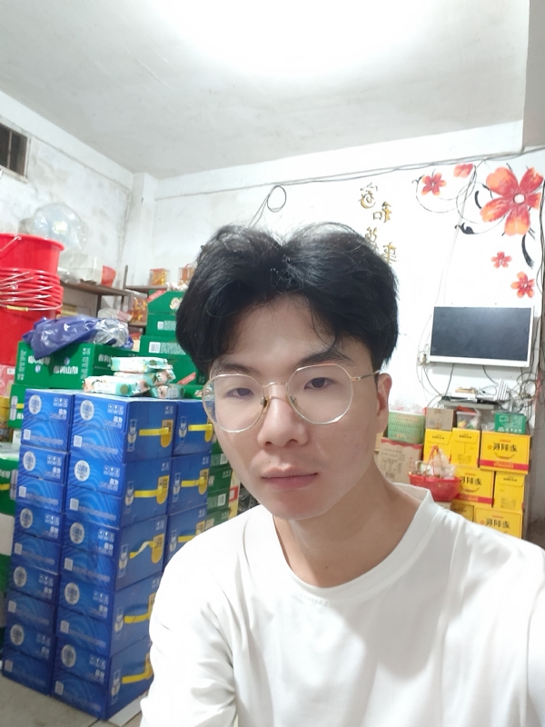 瓜瓜的第一张照片--厦门闪婚服务中心