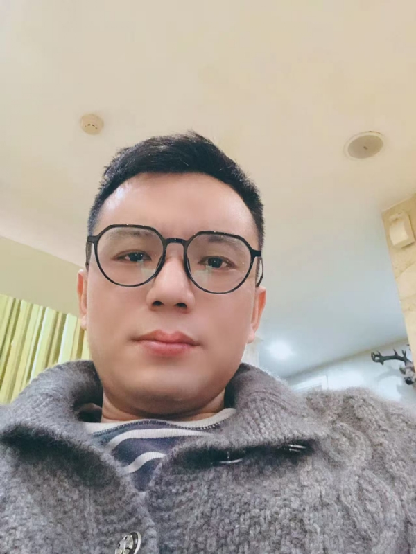 失神的第一张照片--厦门闪婚服务中心